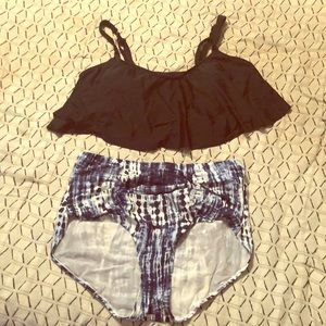 Torrid swim top and bottom. Both size 2.